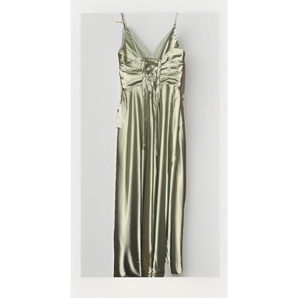 NWT Bridesmaid Evening Gown Prom Dress Green Size 6 Adjustable Back Exquisite! - Picture 3 of 5